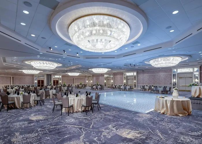 Boutique hotel only: Hilton Charlotte Uptown